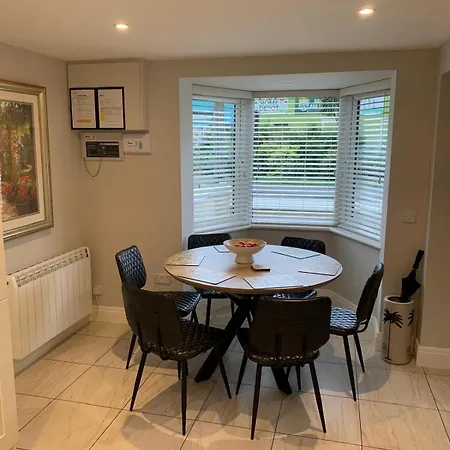 Holiday home 3 Fair Hill House Centrally Located With Parking And Wifi Sleeps 6 Killarney