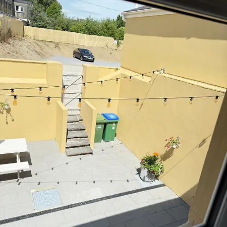 Luxury 2 Bedroom Townhouse - Town Centre 3 Minute Walk -free Parking -wifi Killarney